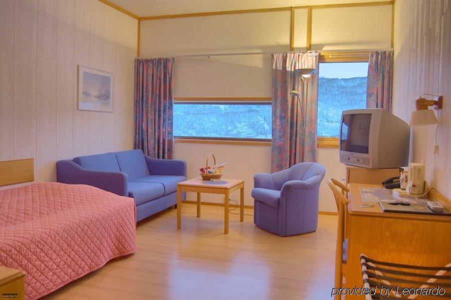 Tjeldsundbrua Hotel Skanland Oda fotoğraf