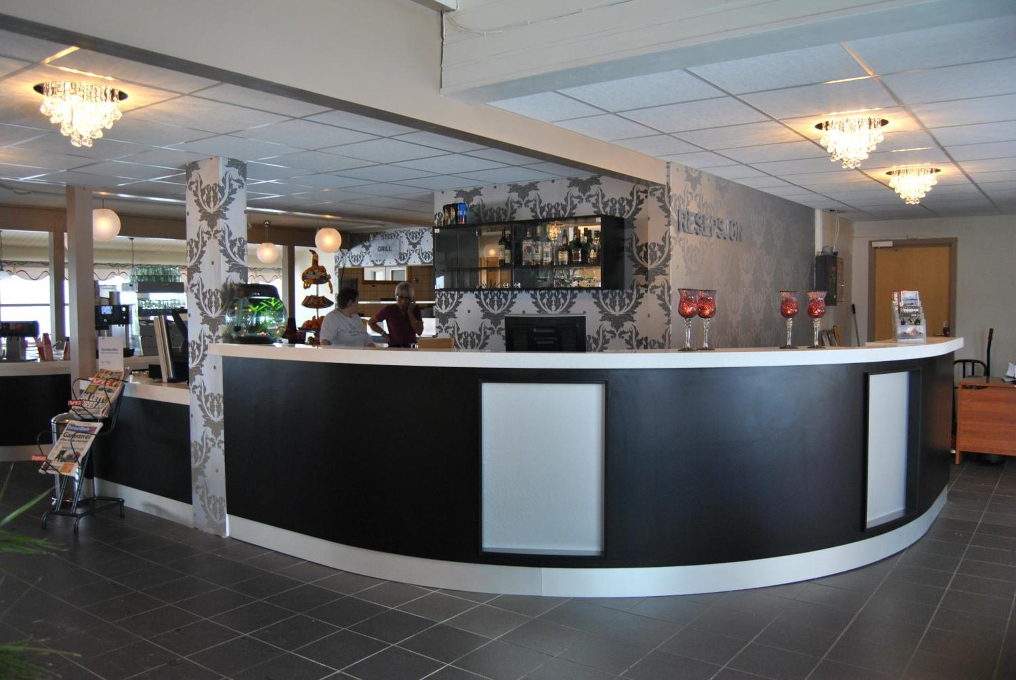 Tjeldsundbrua Hotel Skanland Dış mekan fotoğraf